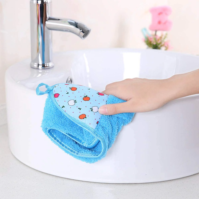 1Pcs Hanging Kitchen Microfiber Hand Towel